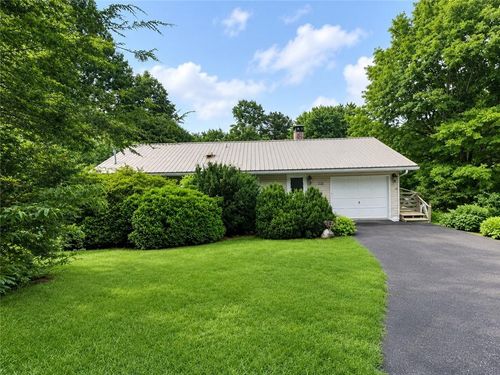 2325 Ridgecrest Cir, Hiawassee, GA, 30546-1558 | Card Image