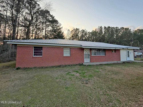 10499 Highway 57, Mc Lain, MS, 39456-0287 | Card Image