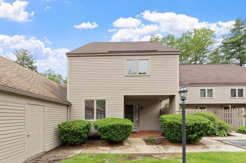 22 Briston Ct, Bedford, NH, 03110-6529 | Card Image