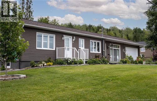 16 Beaulieu St, Grand-Sault/Grand Falls, NB, E3Y1C9 | Card Image