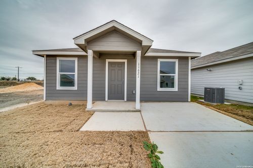 11621 Dog Rose, Converse, TX, 78109 | Card Image