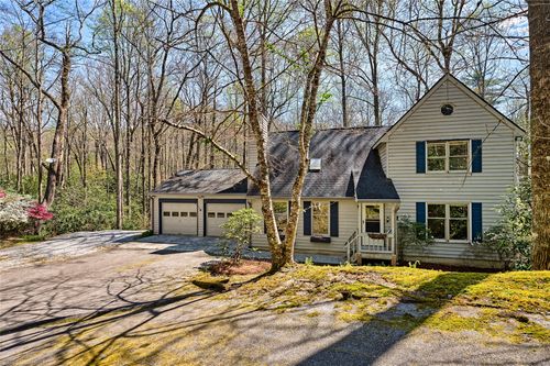 3-300 Still Water Rd, Cashiers, NC, 28717-6008 | Card Image