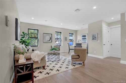 2c-610 Jericho Tpke, New Hyde Park, NY, 11040-4530 | Card Image