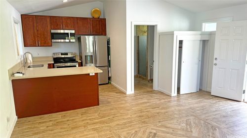 140 Ohana St, Kailua, HI, 96734-2350 | Card Image