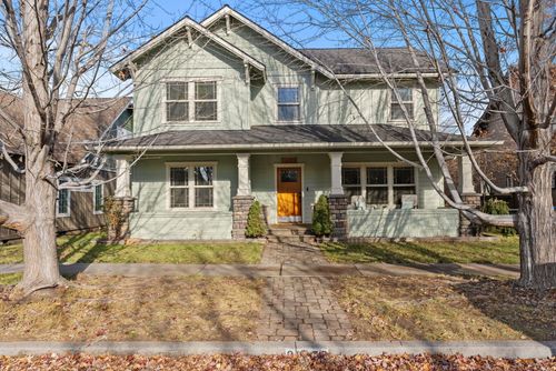 21376 Oakview Dr, Bend, OR, 97701-9698 | Card Image