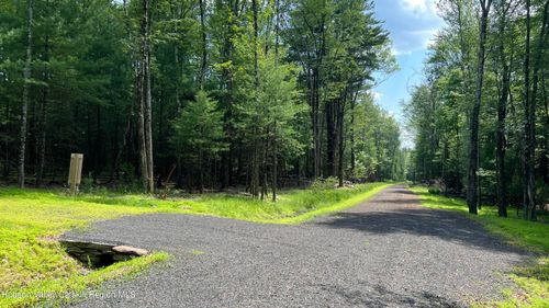 4 Rockaway Road, Accord, NY, 12404 | Card Image