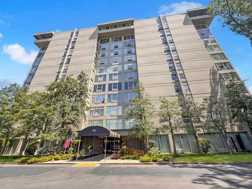 apt-606-232 S Highland St, Memphis, TN, 38111-4534 | Card Image