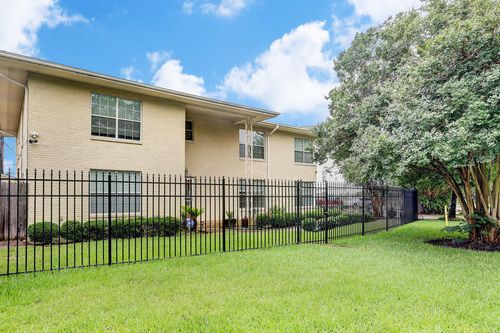 c-6832 Bellgreen Dr, Houston, TX, 77030-2037 | Card Image