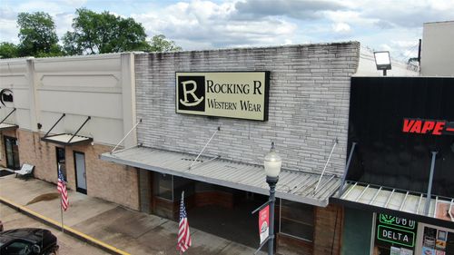 132 E 5th St, Rusk, TX, 75785-1310 | Card Image