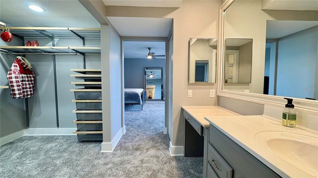 Primary Closet/Vanity | Image 23
