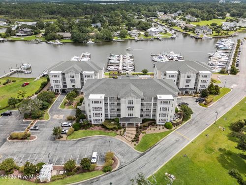 apt-b32-150 Lands End Rd, Morehead City, NC, 28557-8991 | Card Image