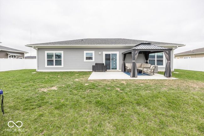 694 Sobota Way, House other with 3 bedrooms, 2 bathrooms and null parking in Trafalgar IN | Image 23