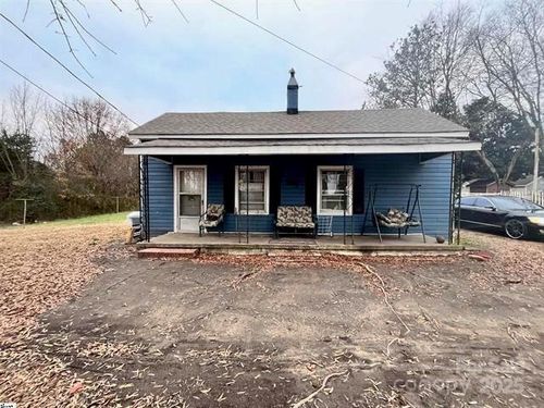 538 6th St, chester, SC, 29706-1688 | Card Image