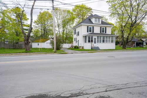 744 Hammond Street, Bangor, ME, 04401 | Card Image