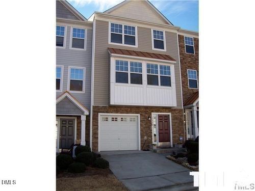 1532 Haywards Heath Ln, Apex, NC, 27502-3619 | Card Image