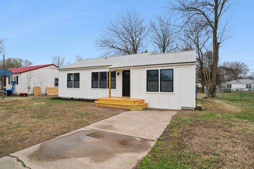 905 M St Nw, Miami, OK, 74354-4247 | Card Image