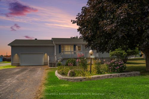 2856 Glenwood Dr, Metcalfe, ON, K0A2P0 | Card Image