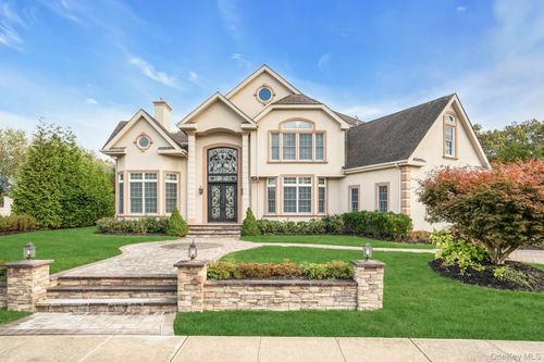 108 Fig Dr, Dix Hills, NY, 11746-5657 | Card Image