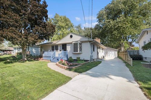 3628 Wyoming Ave Sw, Wyoming, MI, 49519-3656 | Card Image