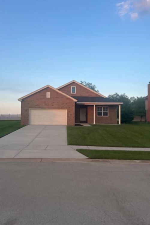 203 Hickory St, Peotone, IL, 60468-9823 | Card Image