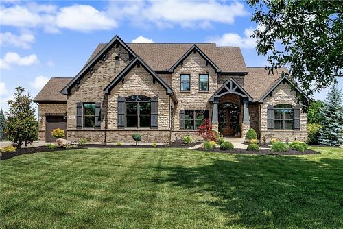 8223 Turning Leaf Xing, Springboro, OH, 45066-5253 | Card Image