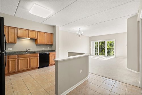 unit-305-3501 Wellington Ct, Rolling Meadows, IL, 60008-1892 | Card Image