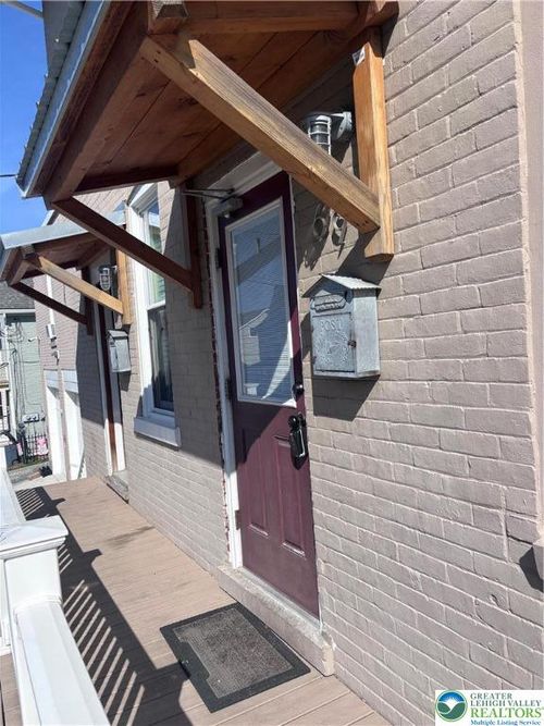 69 E Goepp St, BETHLEHEM, PA, 18018-2846 | Card Image