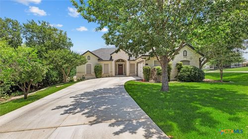 280 Long Creek Blvd, New Braunfels, TX, 78130-8270 | Card Image