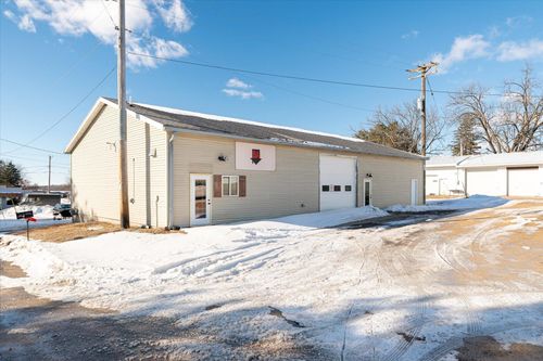 110 Fs Dr, VIROQUA, WI, 54665-2222 | Card Image