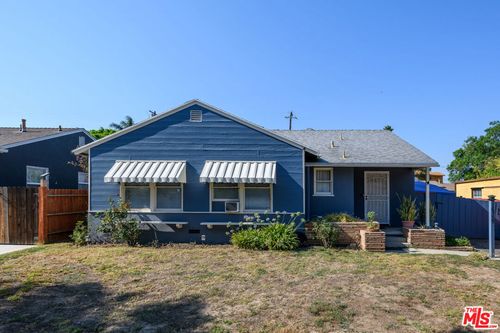 16539 Gilmore St, Lake Balboa, CA, 91406-5608 | Card Image