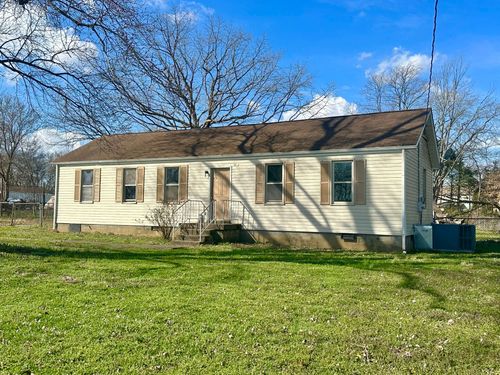 443 Meadowlark Dr, Smyrna, TN, 37167-5835 | Card Image