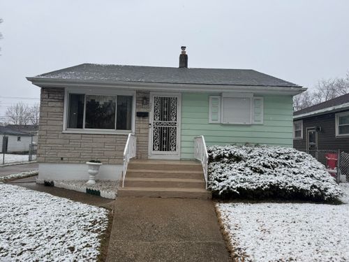 562 Dallas Street, Gary, IN, 46406 | Card Image