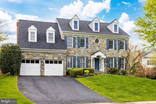 2945 Oakton Knoll Ct, Oakton, VA, 22124-2650 | Card Image