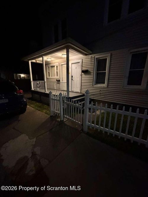 2-214 S Sumner Ave, Scranton, PA, 18504-2580 | Card Image
