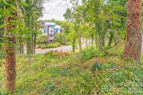 14-99999 Hazzard St, Asheville, NC, 28801 | Card Image