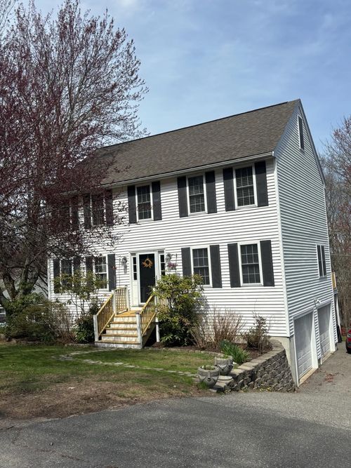 87 South Riverview Street, Haverhill, MA, 01835 | Card Image