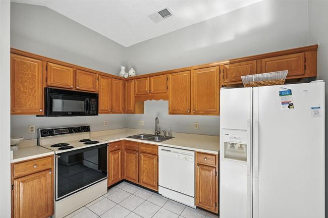 1450 Hampton Rd, House other with 3 bedrooms, 2 bathrooms and null parking in Grapevine TX | Image 10