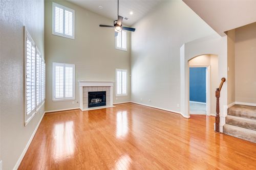 3912 Sovereign Dr, Bedford, TX, 76021-6164 | Card Image