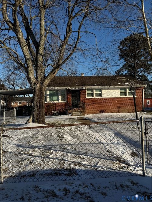 2211 Apollo Rd, Richmond, VA, 23223-2401 | Card Image