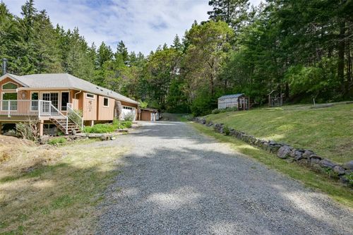 1170 Woodley Ghyll Dr, Victoria, BC, V9C4H9 | Card Image
