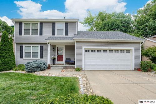 2918 N 152nd St, Omaha, NE, 68116-8137 | Card Image