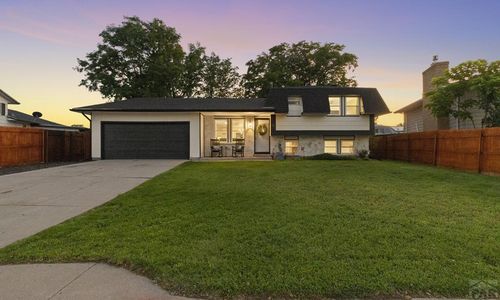 25 Hudspeth Ln, Pueblo, CO, 81005-2115 | Card Image