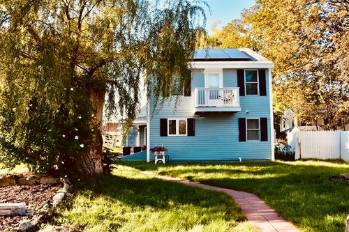 1 Warren Ave, Salisbury, MA, 01952-2027 | Card Image