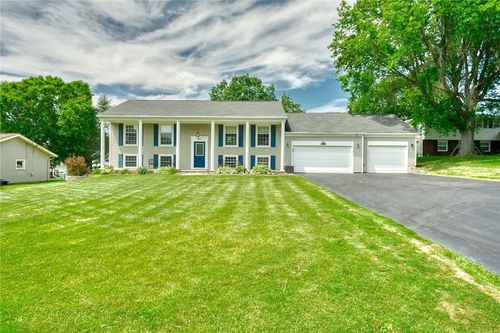 9 Tall Acres Drive, Pittsford, NY, 14534 | Card Image