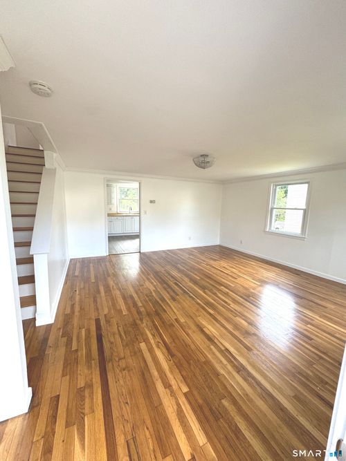 110 Dirienzo Hts, Derby, CT, 06418-2209 | Card Image