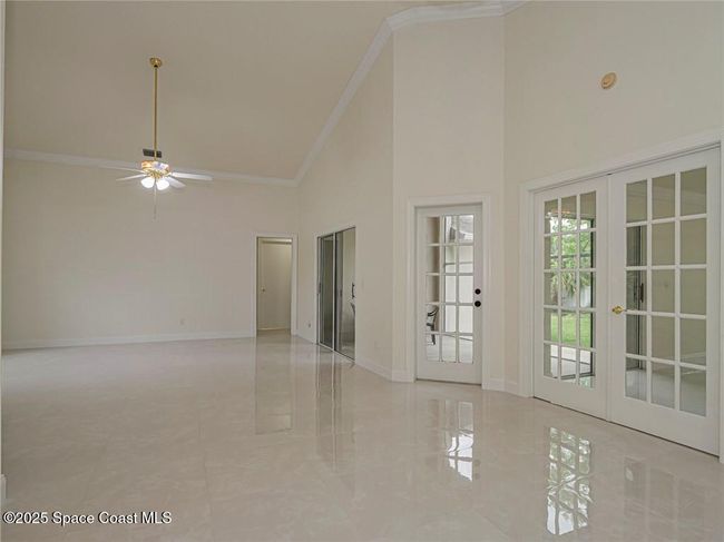 513 Benedictine Ter, House other with 3 bedrooms, 3 bathrooms and null parking in Sebastian FL | Image 9
