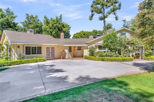 2838 Rumsey Dr, Riverside, CA, 92506-1448 | Card Image
