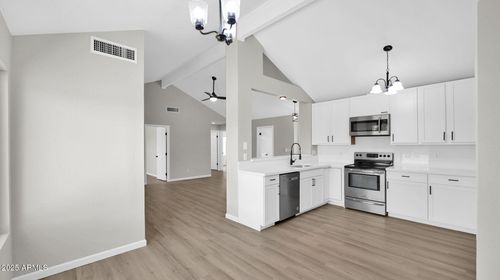2234 W Mohawk Ln, Phoenix, AZ, 85027-3410 | Card Image