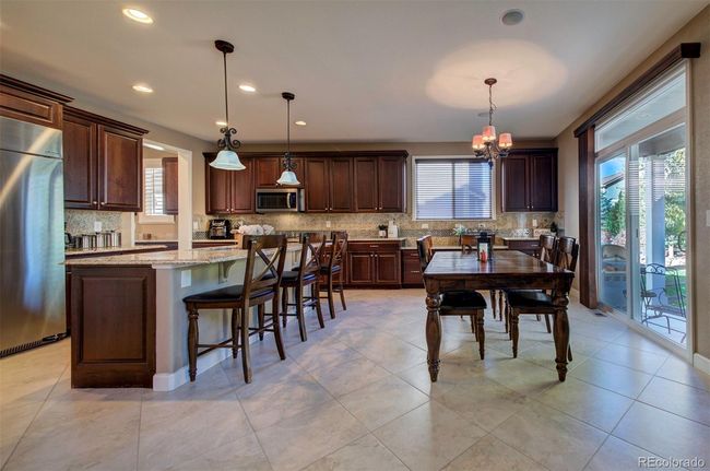 Enormous kitchen | Image 15