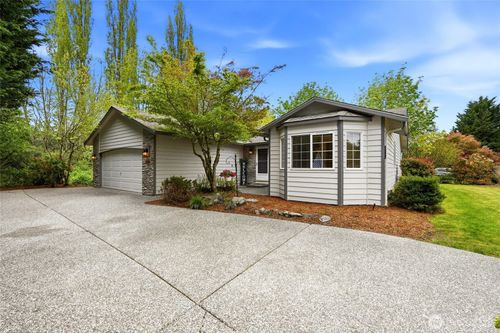 5106 68th Avenue Ne, Marysville, WA, 98270 | Card Image